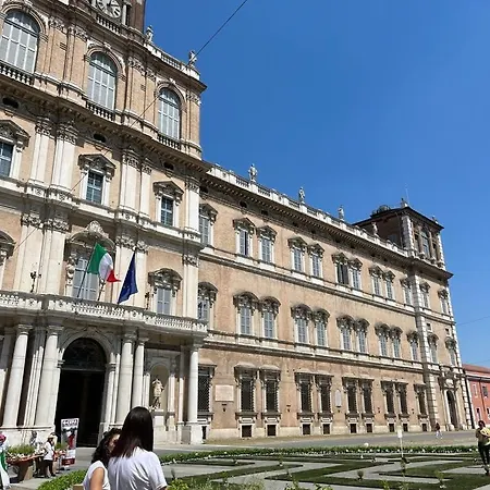 Duomo Of Comfortable Modena